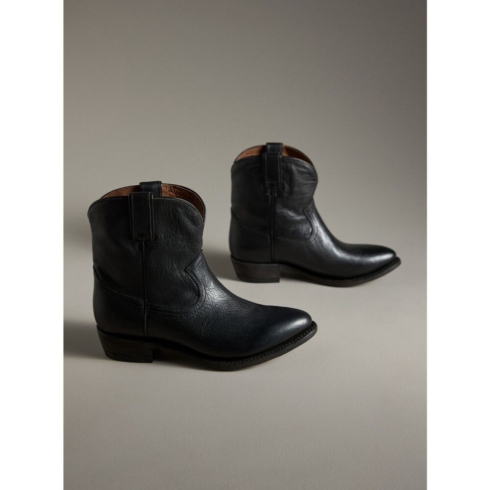 Frye Billy Short Western Boots - Picture 2 of 7